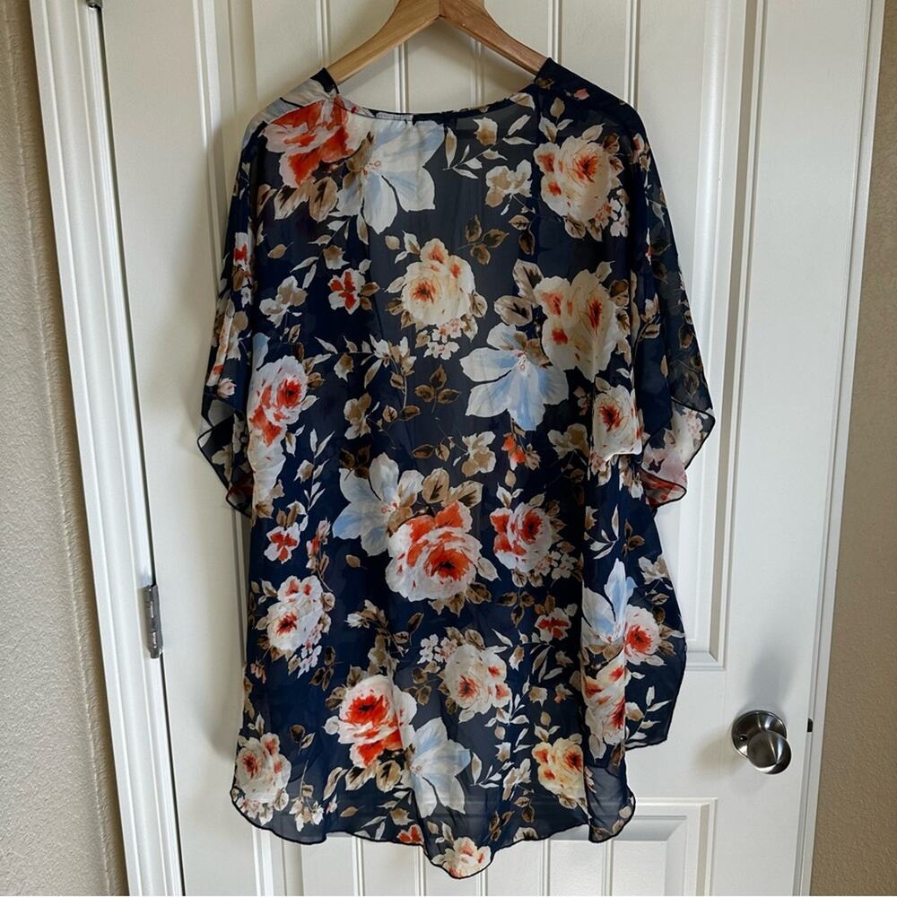 Emory Park women’s‎ kimono medium floral - Picture 4 of 6